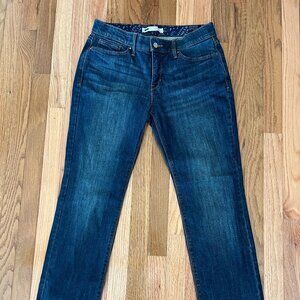 Levi's Women's  525 Perfect Waist Straight Leg Jeans Size 12 Petite